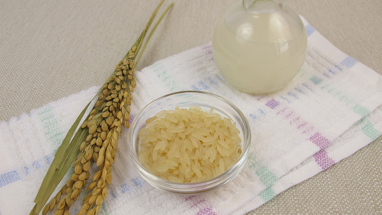 rice-water-secret-solution-for-healthy-and-gorgeous-hair-02