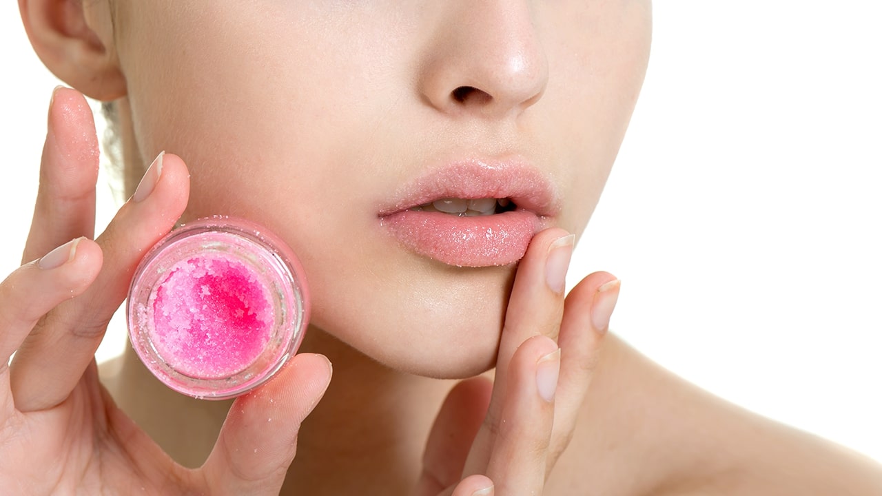 super-soft-and-pink-lips-in-5-minutes-02